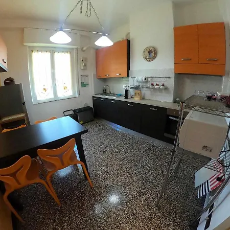 Gentile A 200 Metri Dal Mare Apartament