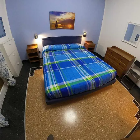 Apartament Gentile A 200 Metri Dal Mare
